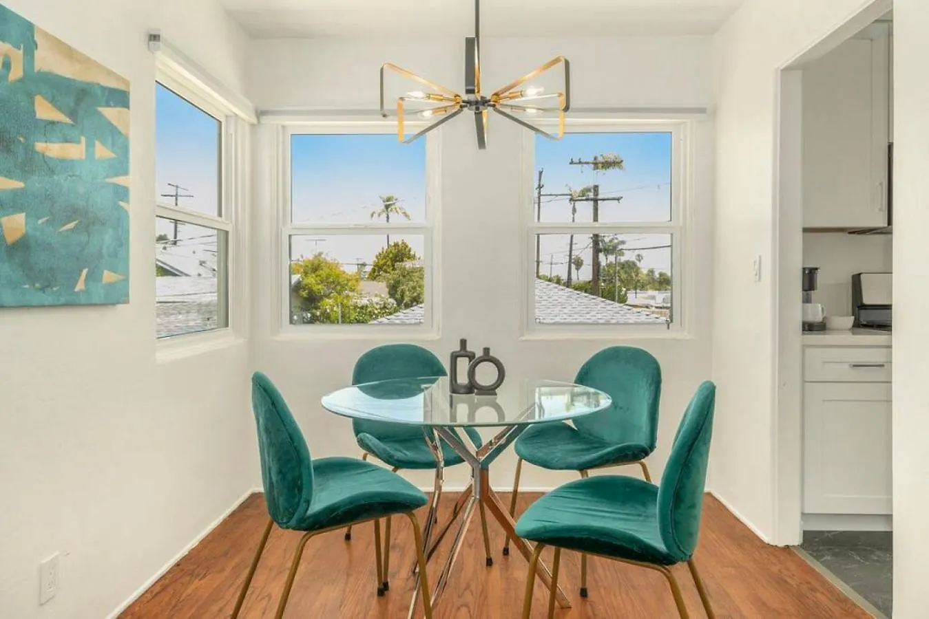 Holiday home Stylish 1br Retreat With Garage Ac Close 2 Everything