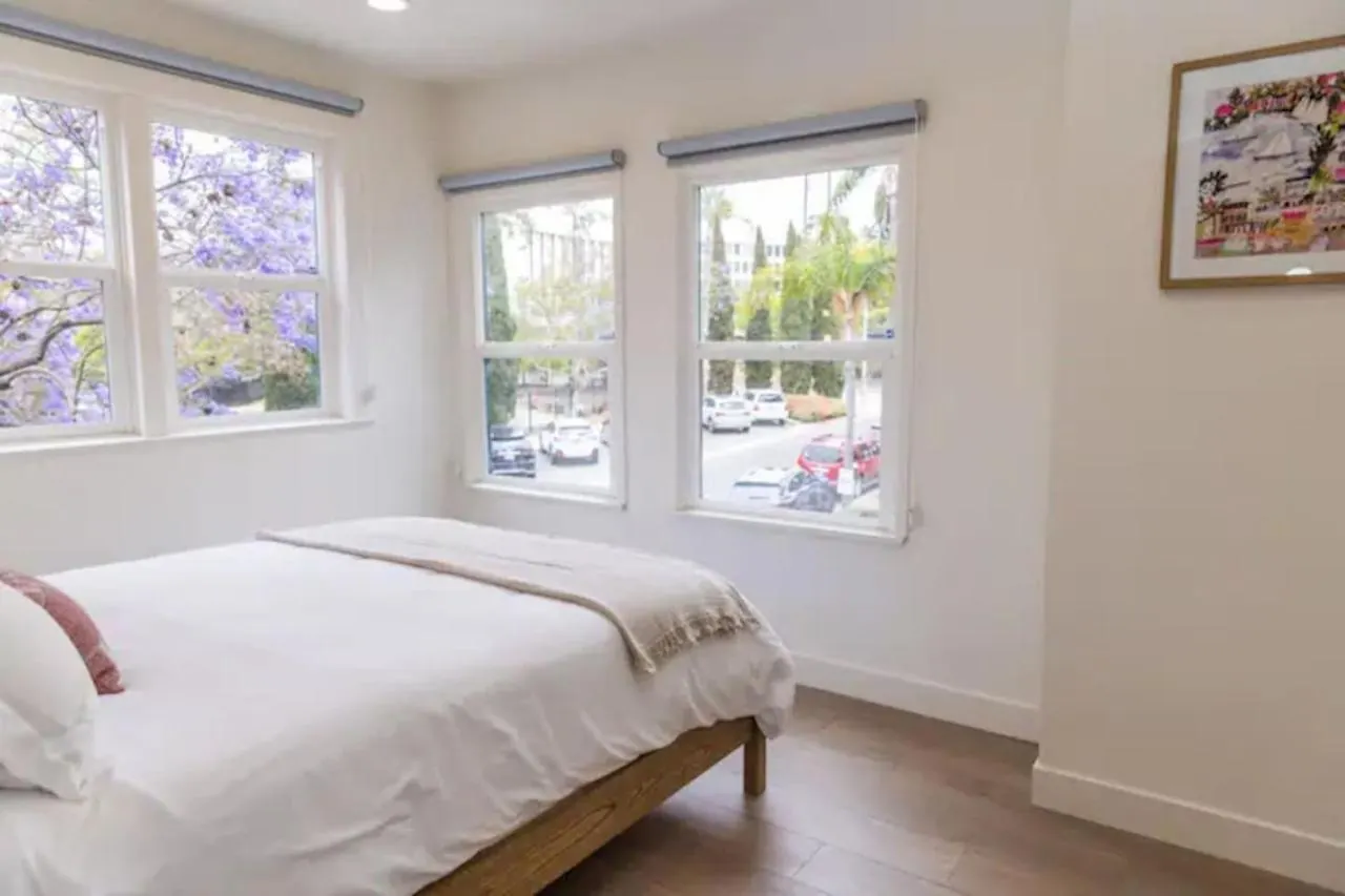 Holiday home Bright, Spacious 4 Bd In The Heart Of Little Italy *