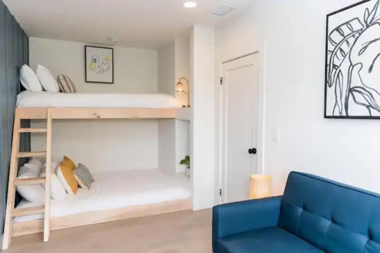 Bright, Spacious 4 Bd In The Heart Of Little Italy Holiday home