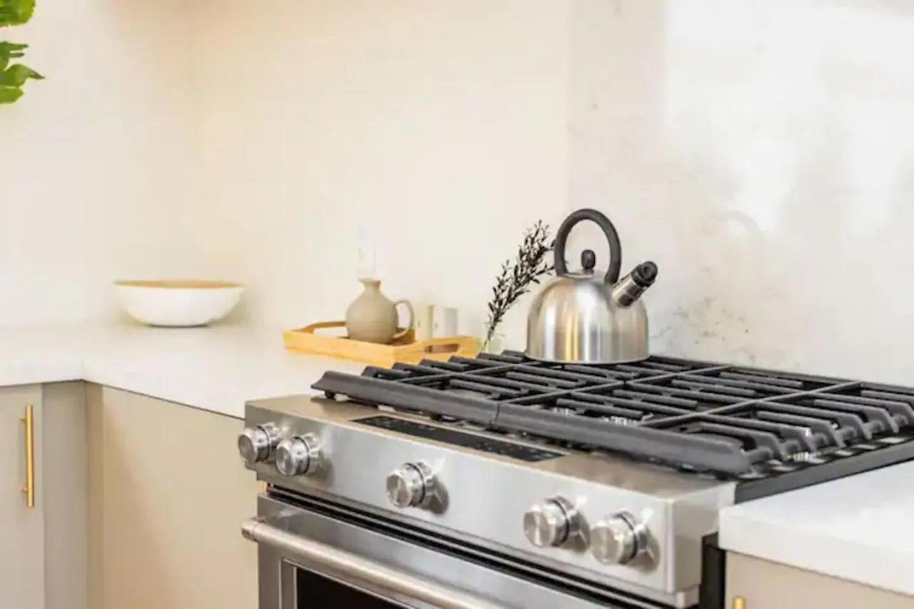 Holiday home Bright, Spacious 4 Bd In The Heart Of Little Italy *