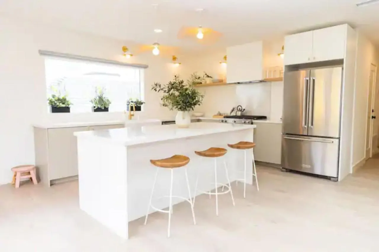 Bright, Spacious 4 Bd In The Heart Of Little Italy * San Diego