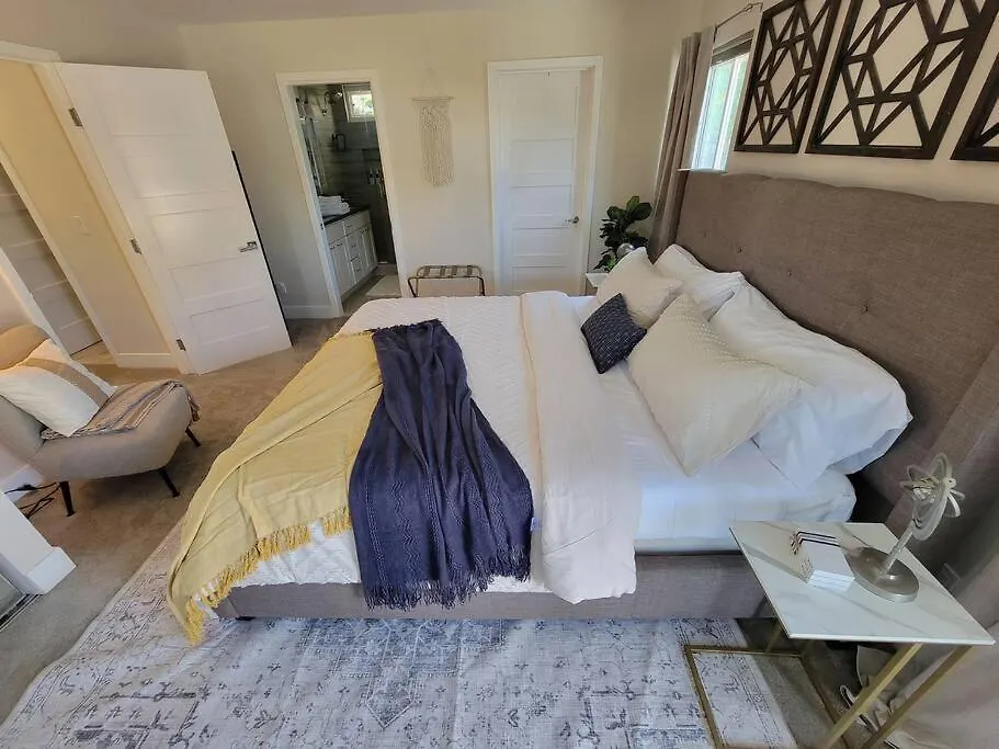 Oasis With Hot Tub, Gym, Outdoor Theater, Huge Yard * San Diego