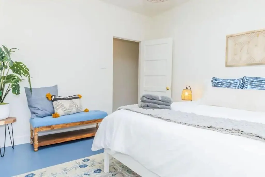 Little Italy 3bd With Huge Patio & Backyard Holiday home San Diego