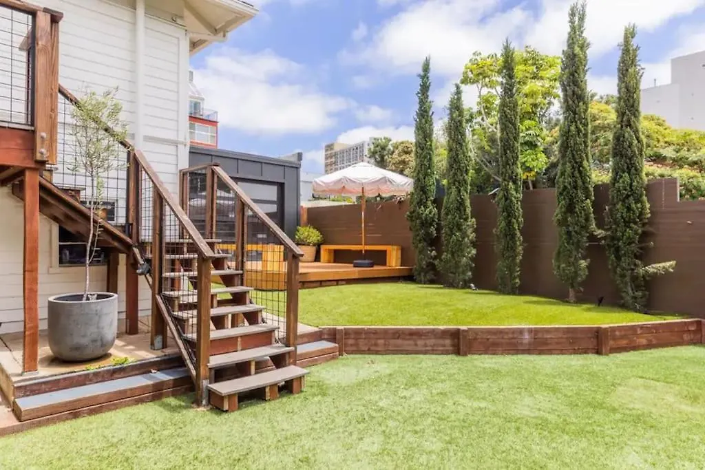 Little Italy 3bd With Huge Patio & Backyard San Diego