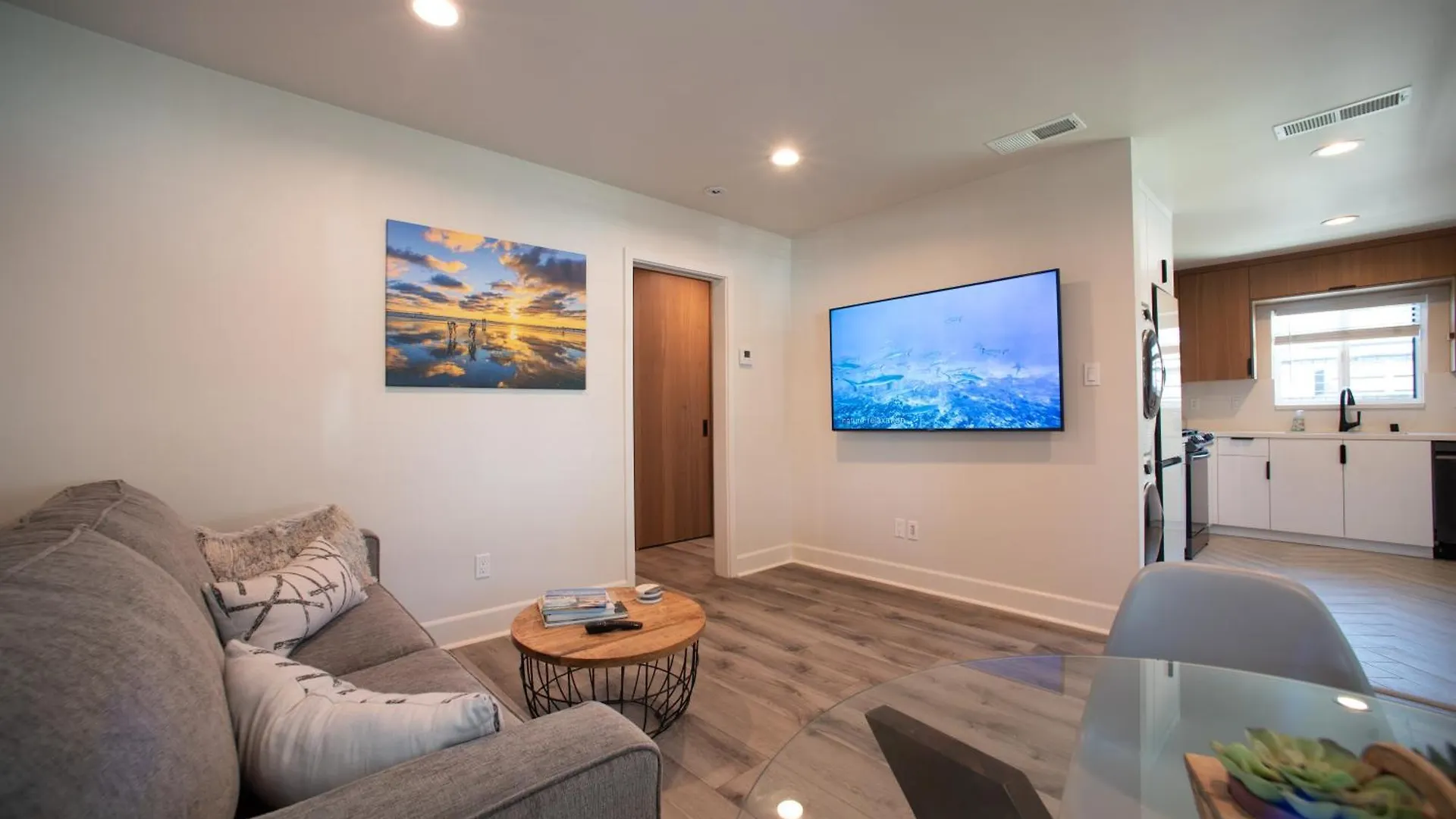 5bd Family, Event Friendly 4plex Steps2beach *