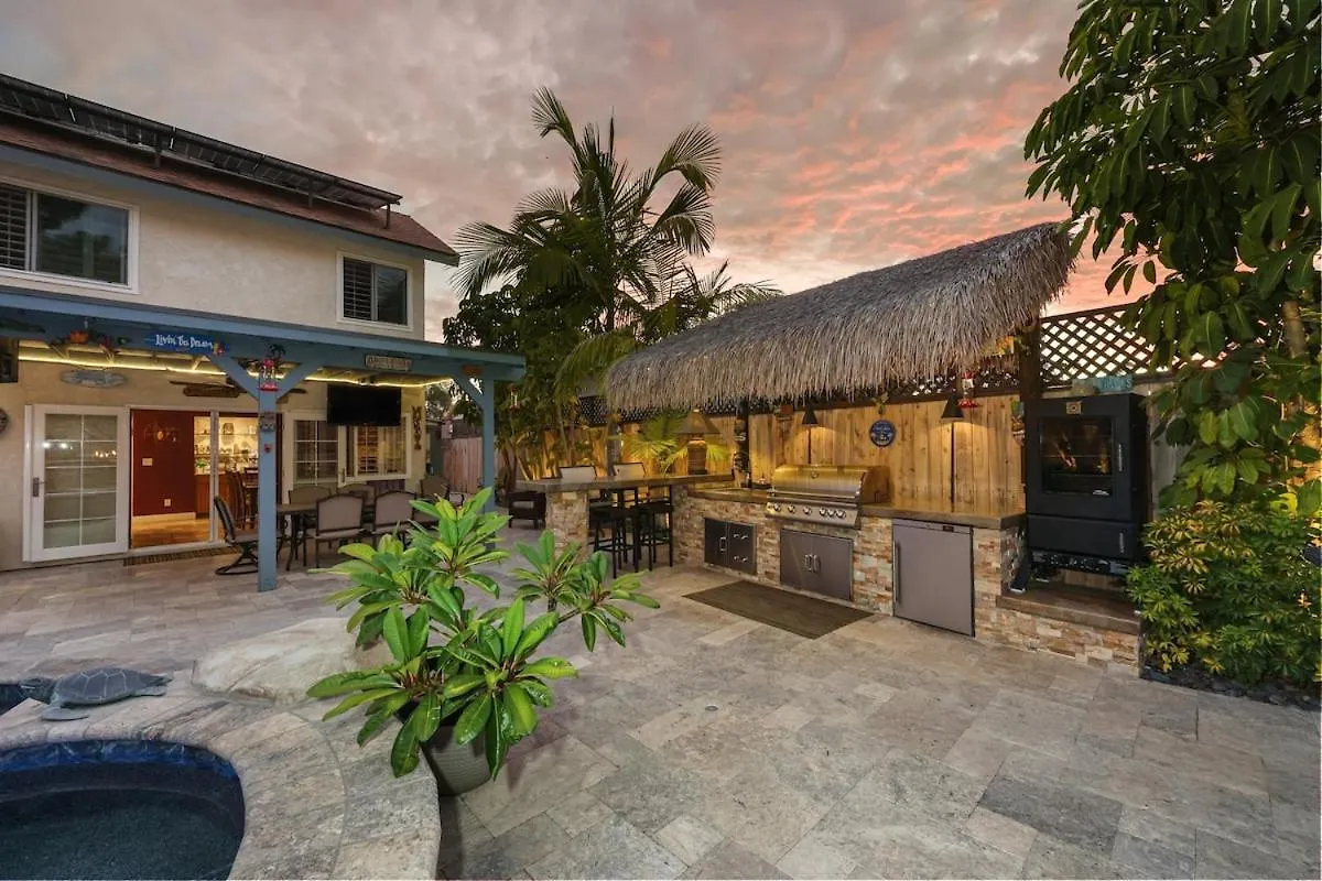 At First Sight - 5bd 3,5bth Holiday home *