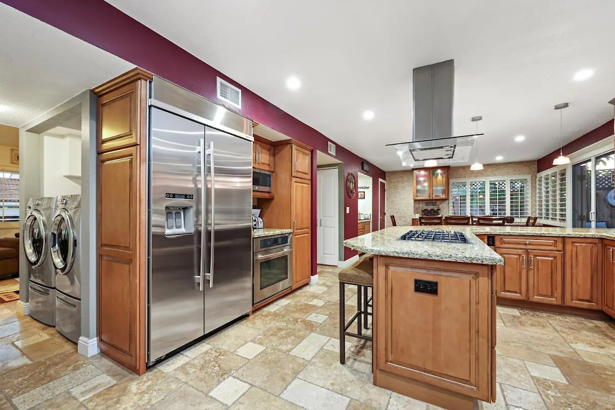 At First Sight - 5bd 3,5bth San Diego
