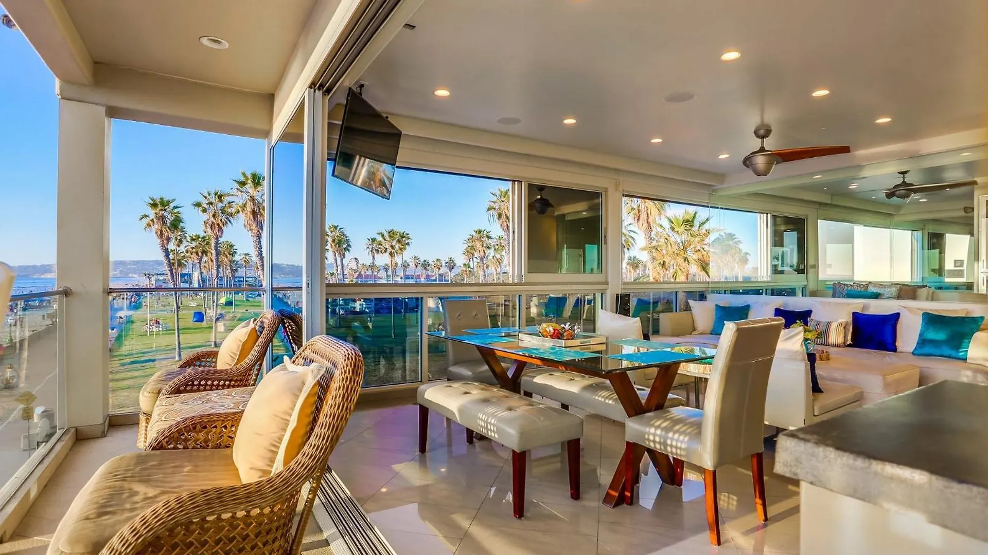 B5395 South Combo Apartment