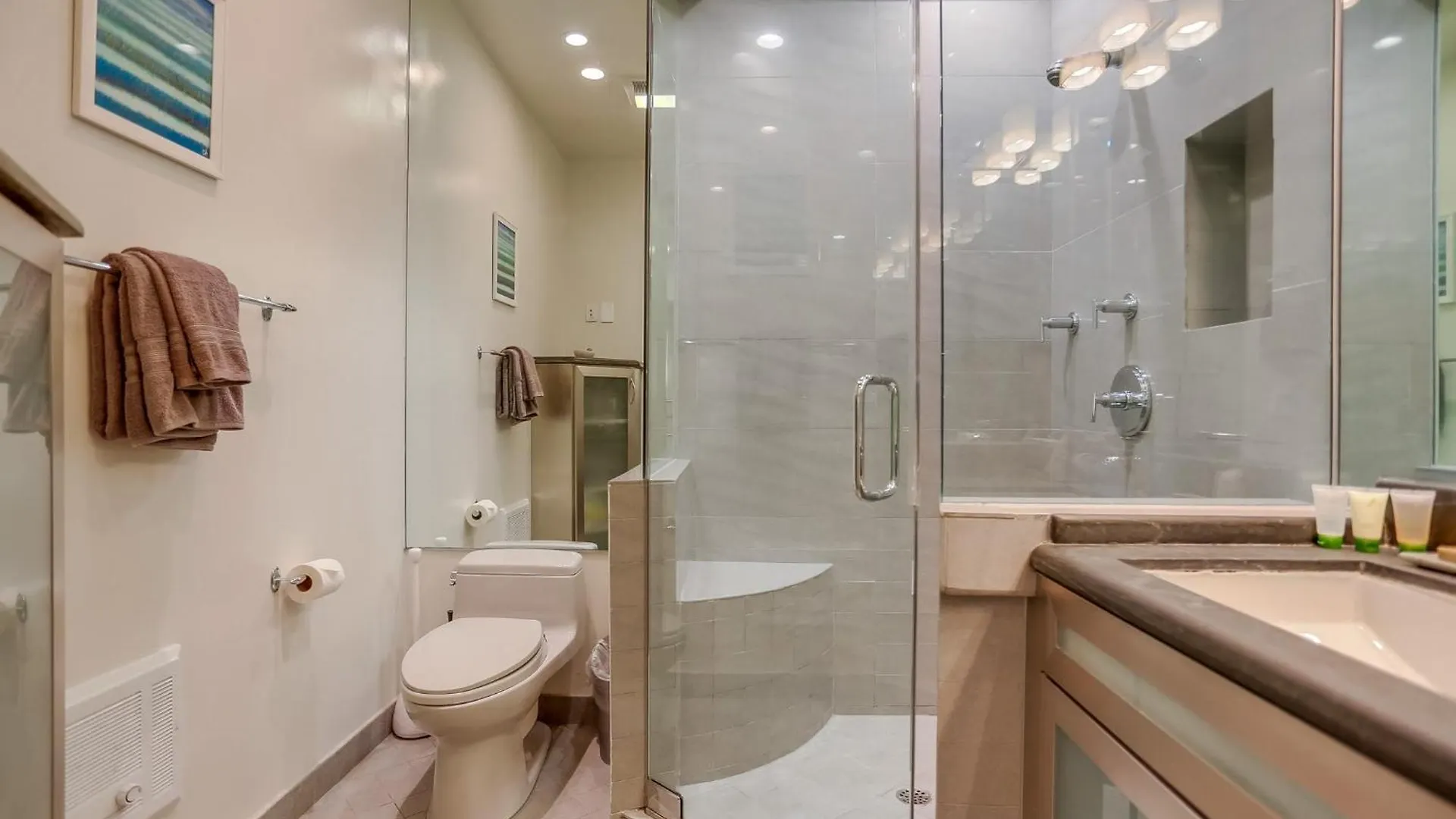 B5395 South Combo Apartment *