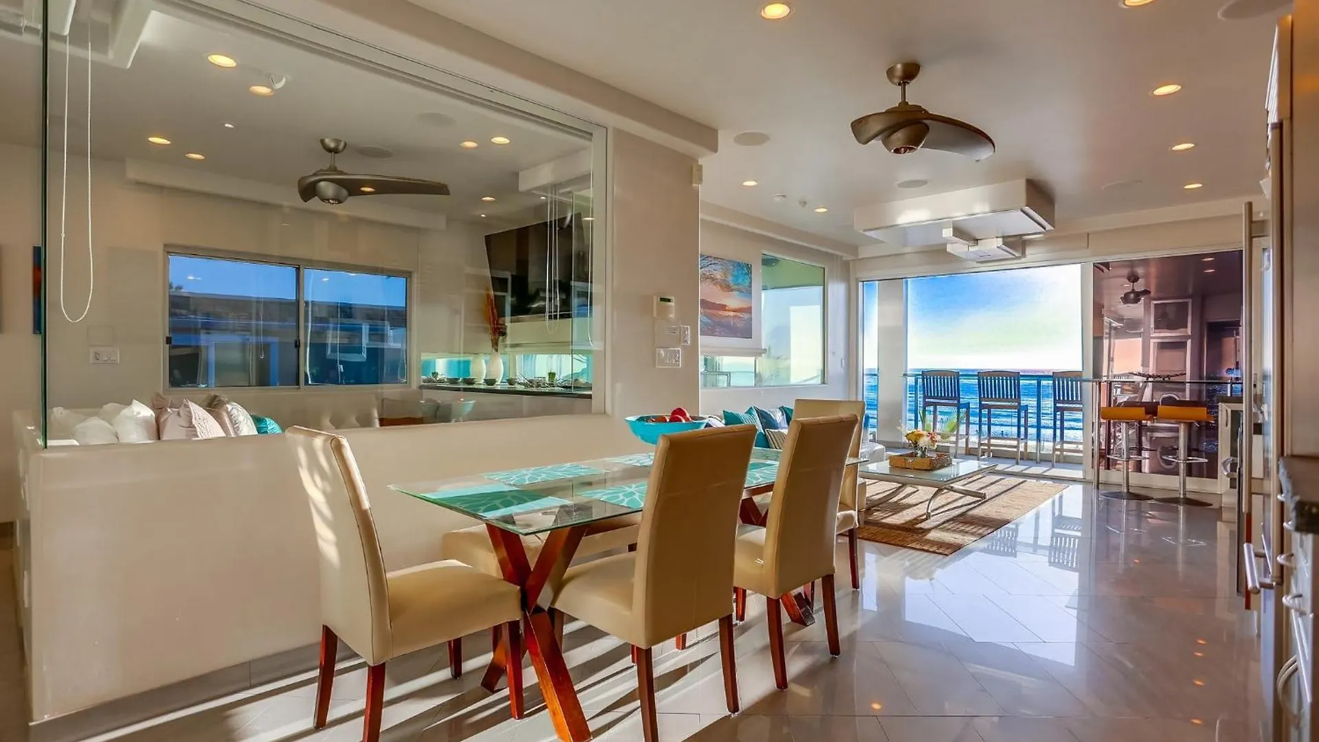 B5395 South Combo Apartment San Diego