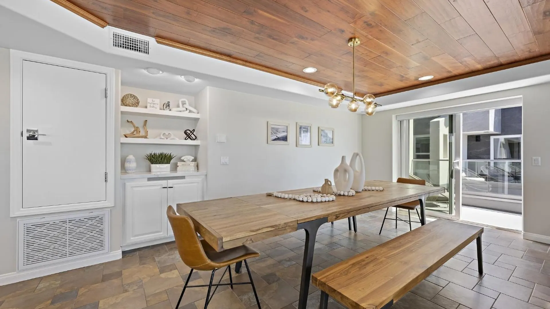 B5130 Bluewater Oceanfront 2 North Apartment *