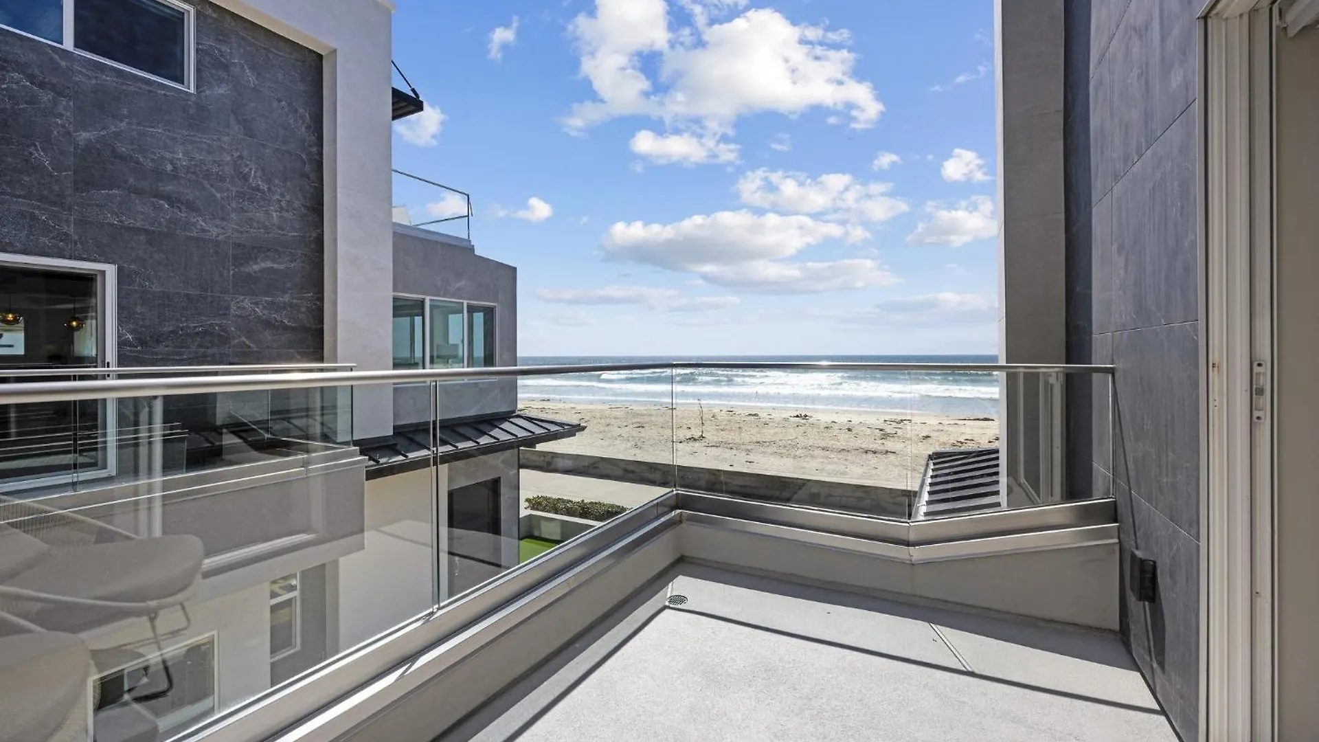 Apartment B5130 Bluewater Oceanfront 2 North *