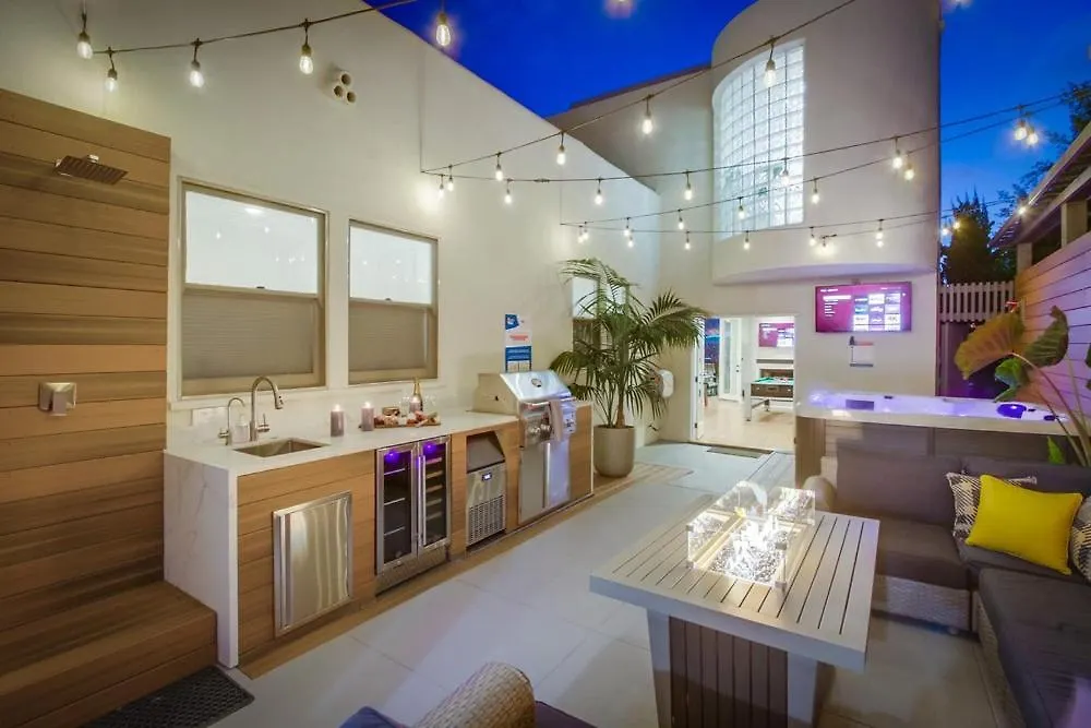 Casa Blanca-ultimate Getaway: Spa, Game Rooms, Firepit, Views Σπίτι διακοπών *