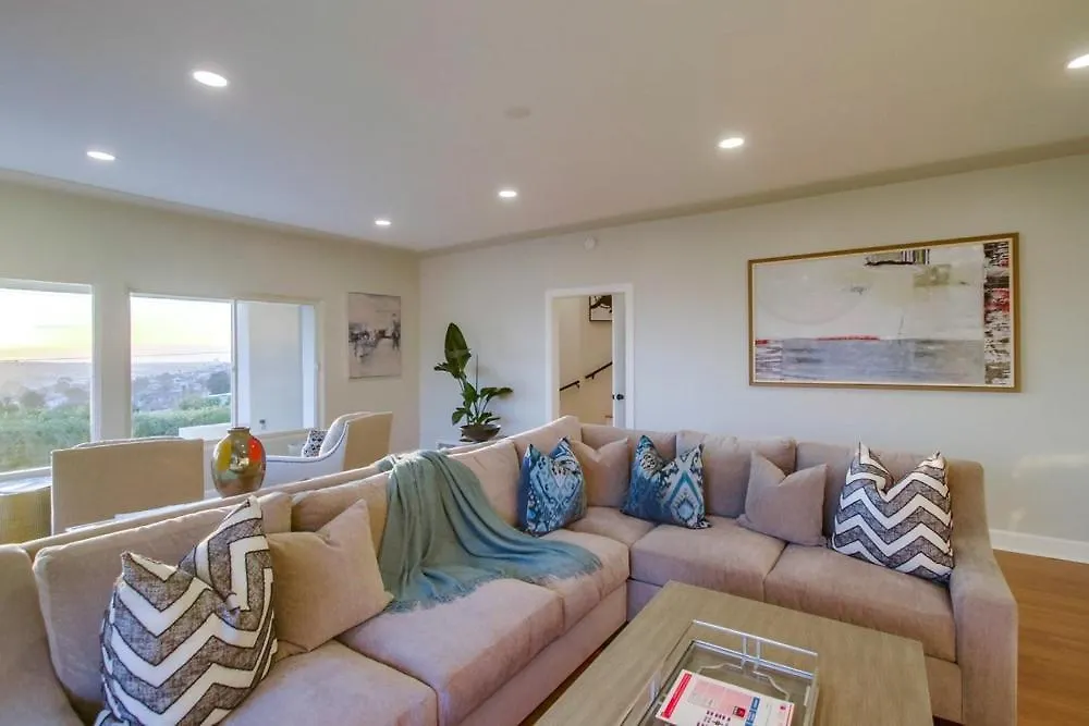 Casa Blanca-ultimate Getaway: Spa, Game Rooms, Firepit, Views