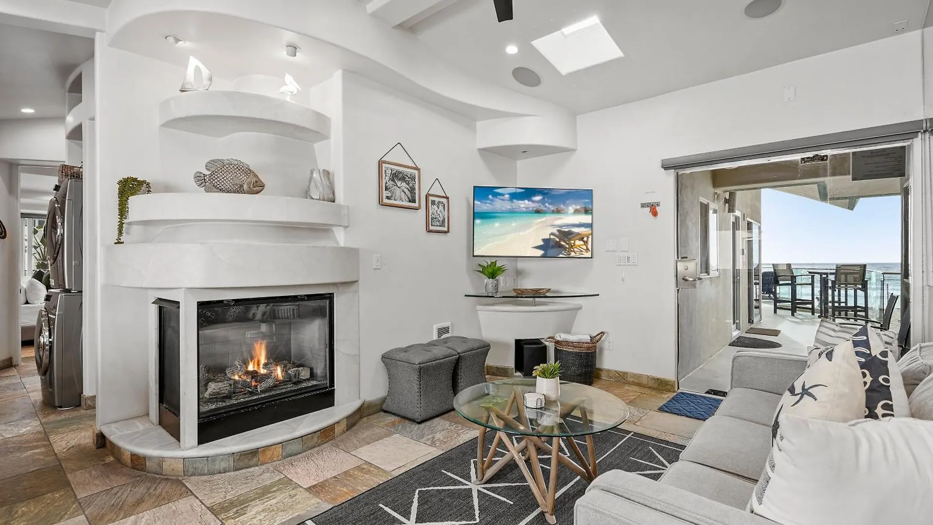 Holiday home Stunning Oceanfront Boardwalk - Spa, Steps2beach, Parking & Fast Wifi! San Diego