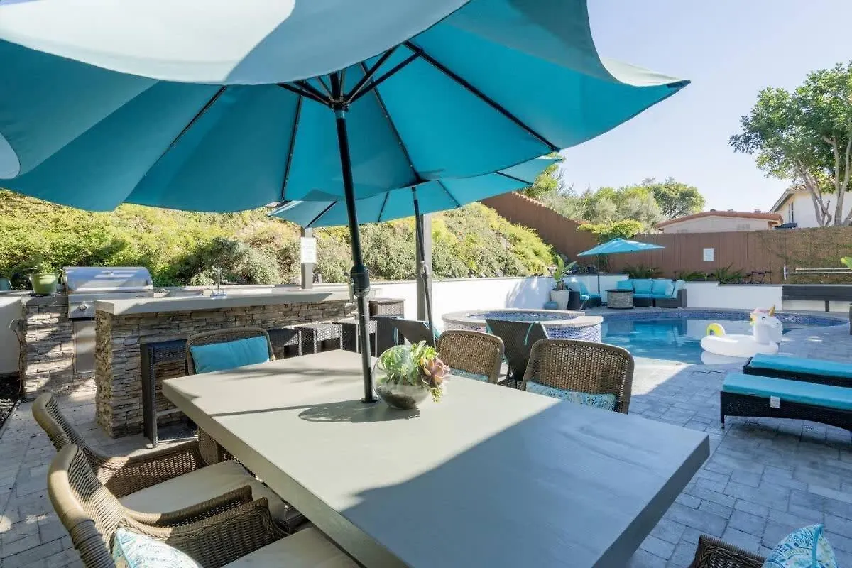 Luxurious Family 5 Bedroom Getaway * سان دييغو