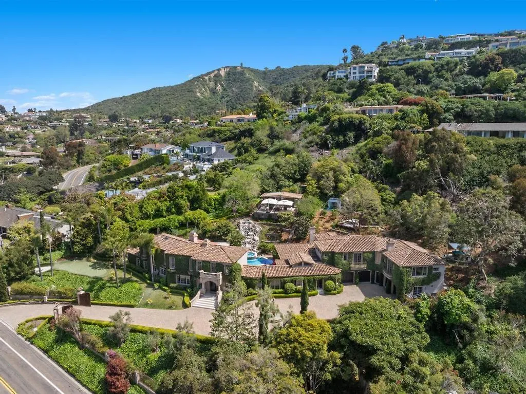 Grand Mediterranean In La Jolla Hillside Villa San Diego
