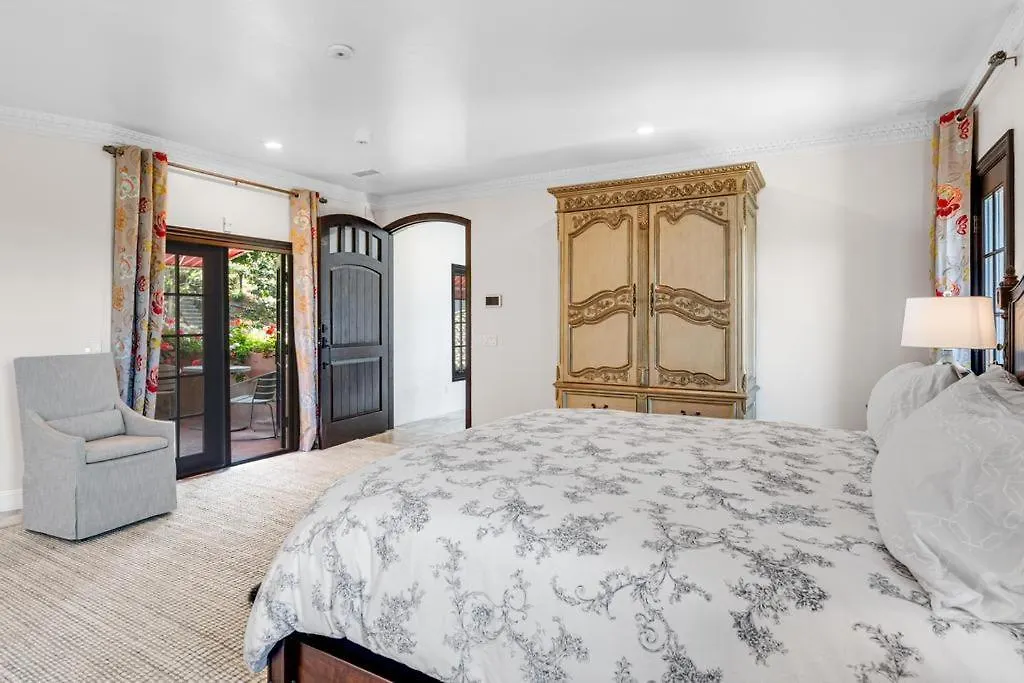 Grand Mediterranean In La Jolla Hillside *