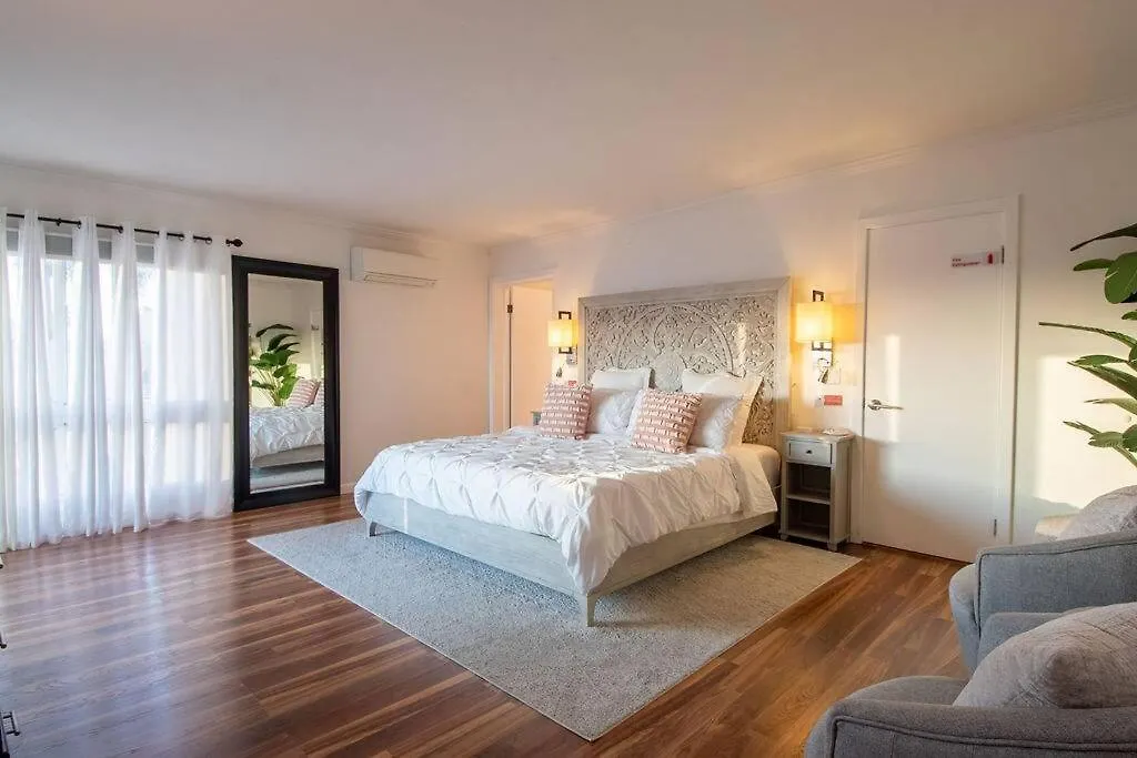 Incredible Hilltop Luxury Bay View Retreat * San Diego