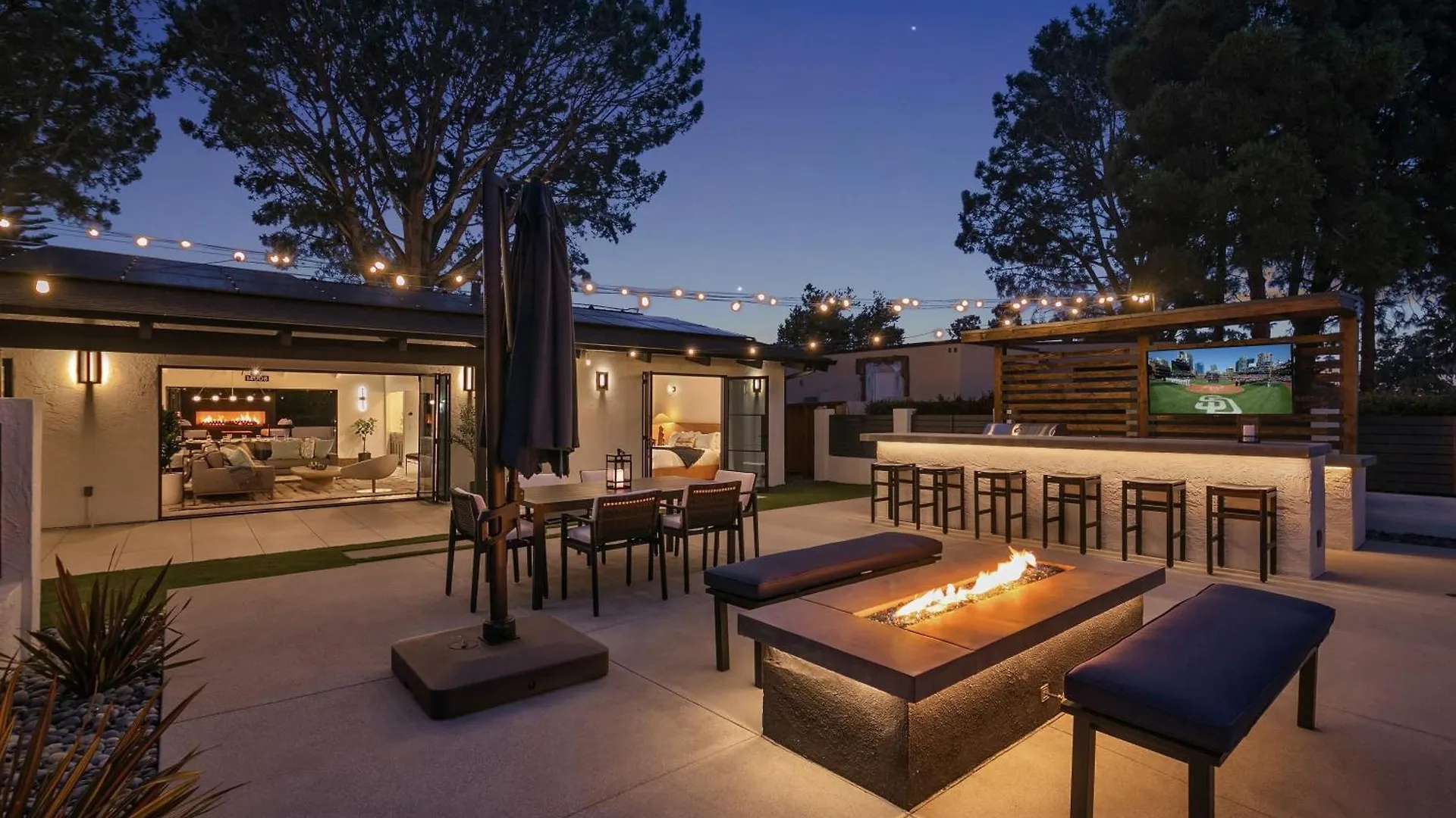 Holiday home Del Mar Elegant Haven With Mountain Vistas