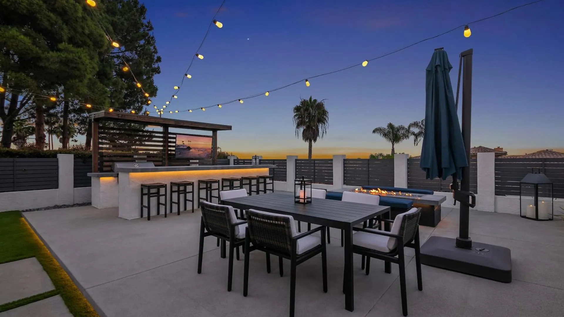 Del Mar Elegant Haven With Mountain Vistas Holiday home San Diego