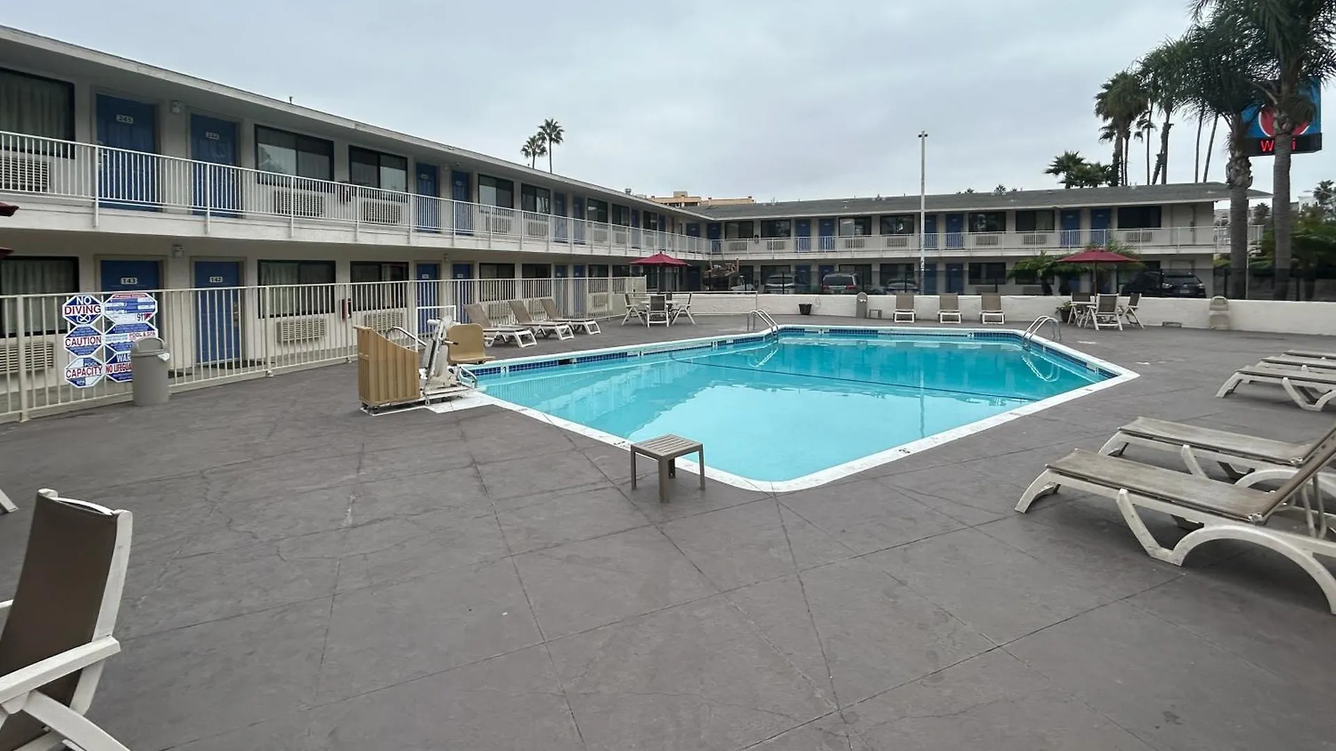 Hotel 6 San Diego, Ca Circle Mission Valley San Diego