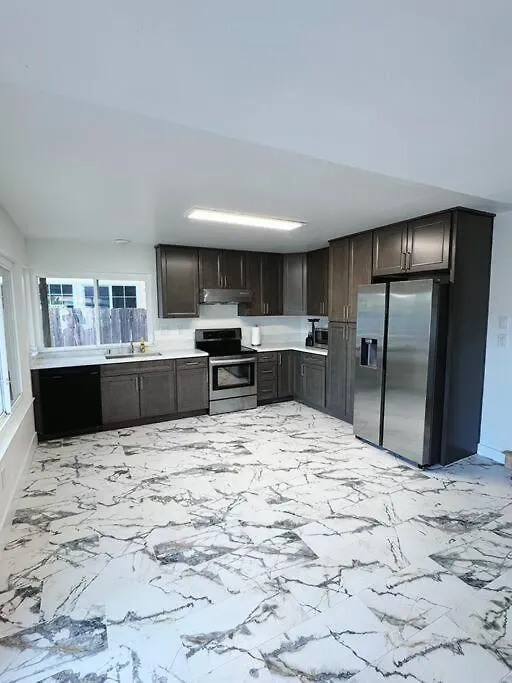 Beautiful House In Mira Mesa 빌라