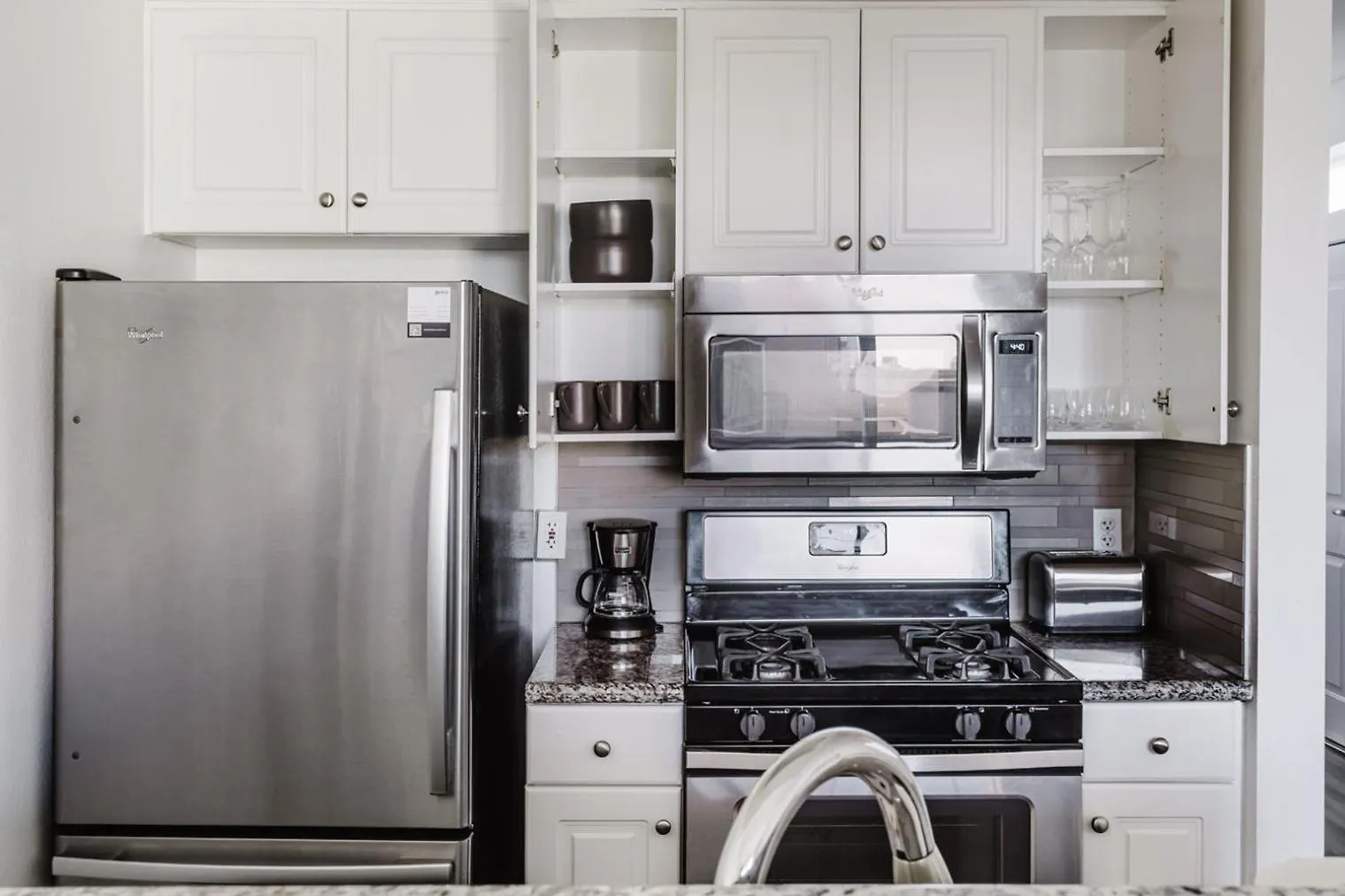 Blueground Gaslamp 1bd San-45 San Diego