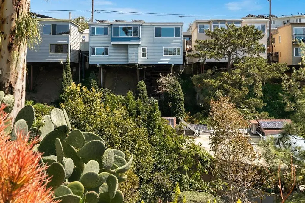 Ventana Vista, Ocean View * San Diego