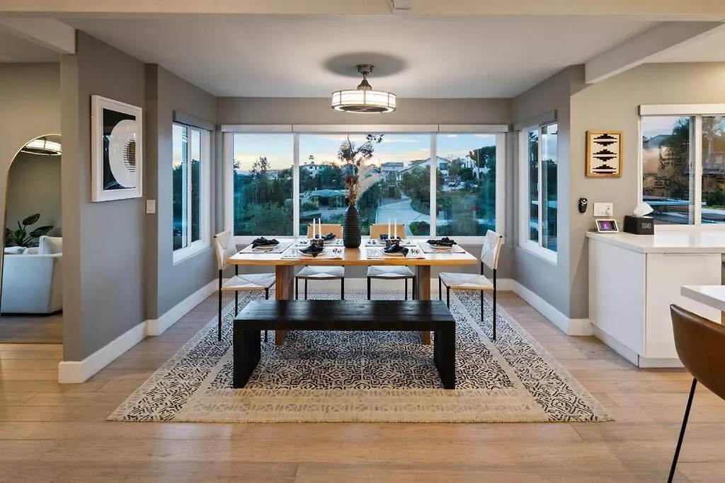 Ventana Vista, Ocean View Holiday home *