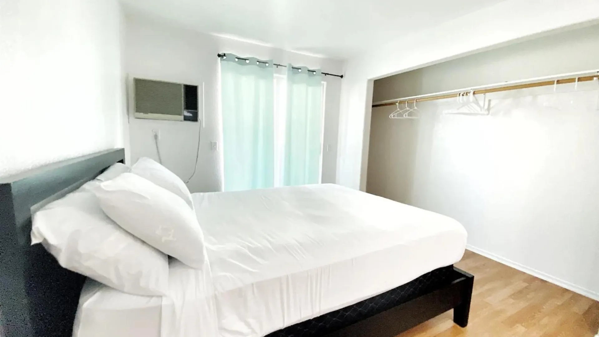Apartmán Stylish Loft Near Downtown With Free Parking *