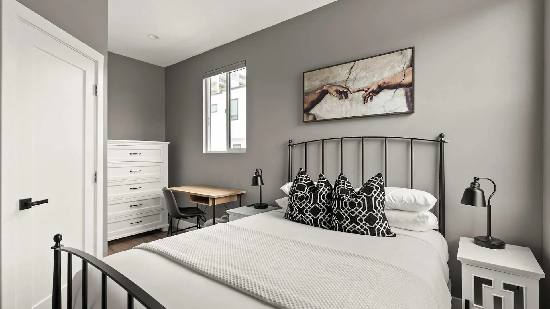 Brand New Coastal Contemporary In Pacific Holiday home *