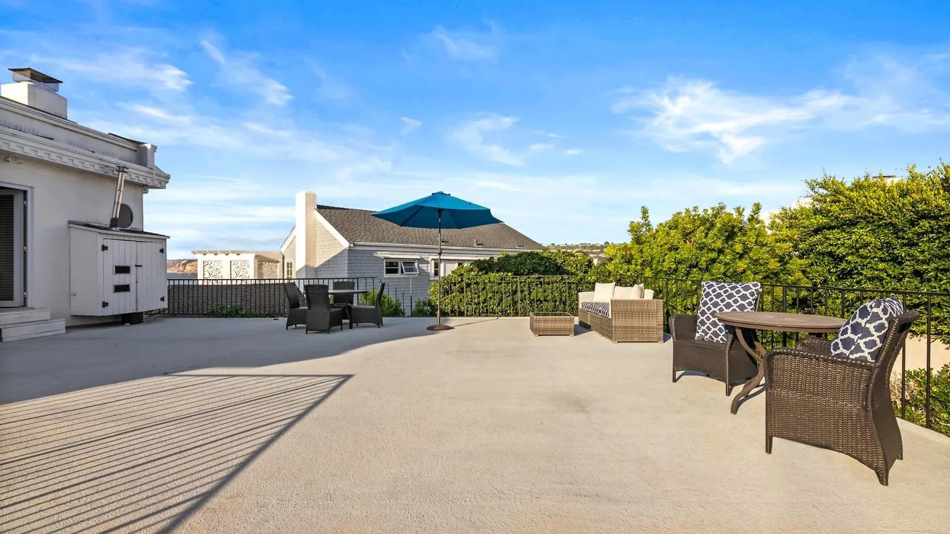 Sea Serenity Coastline Views And Pool Holiday home San Diego