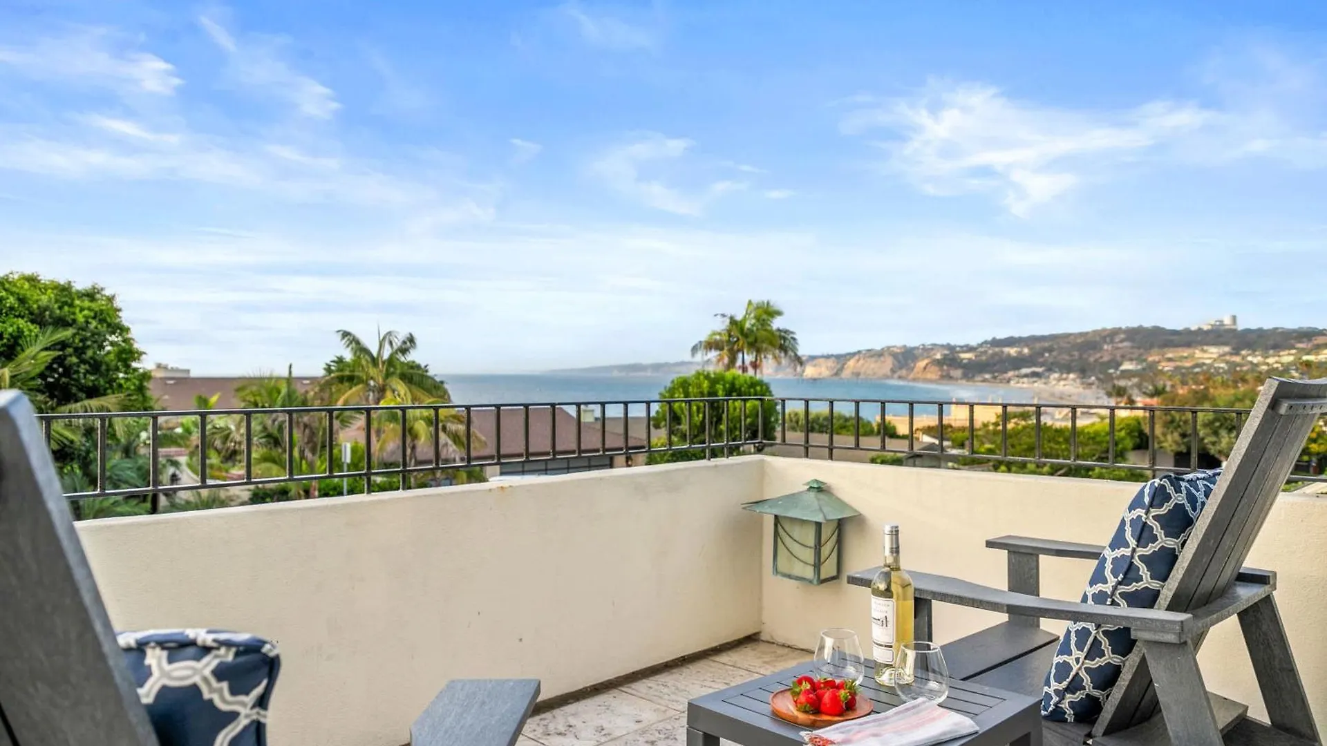 Sea Serenity Coastline Views And Pool * San Diego