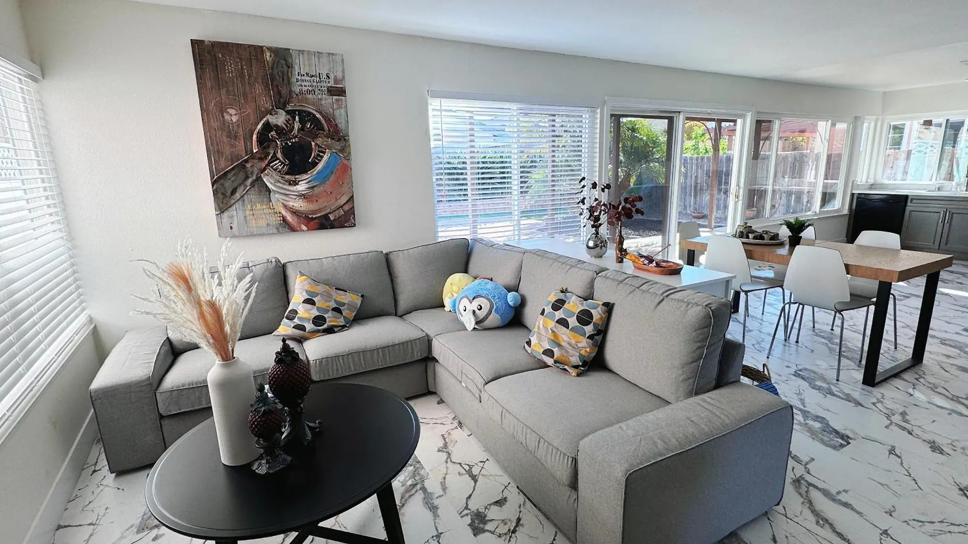 Beautiful House In Mira Mesa 빌라 *
