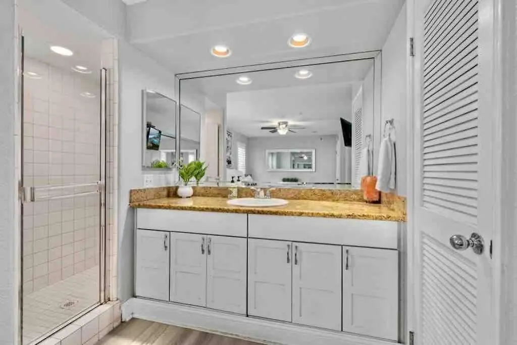Mb Contemporary 14 Guests By Ac Garage Apartment