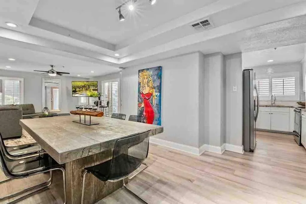 Apartment Mb Contemporary 14 Guests By Ac Garage *