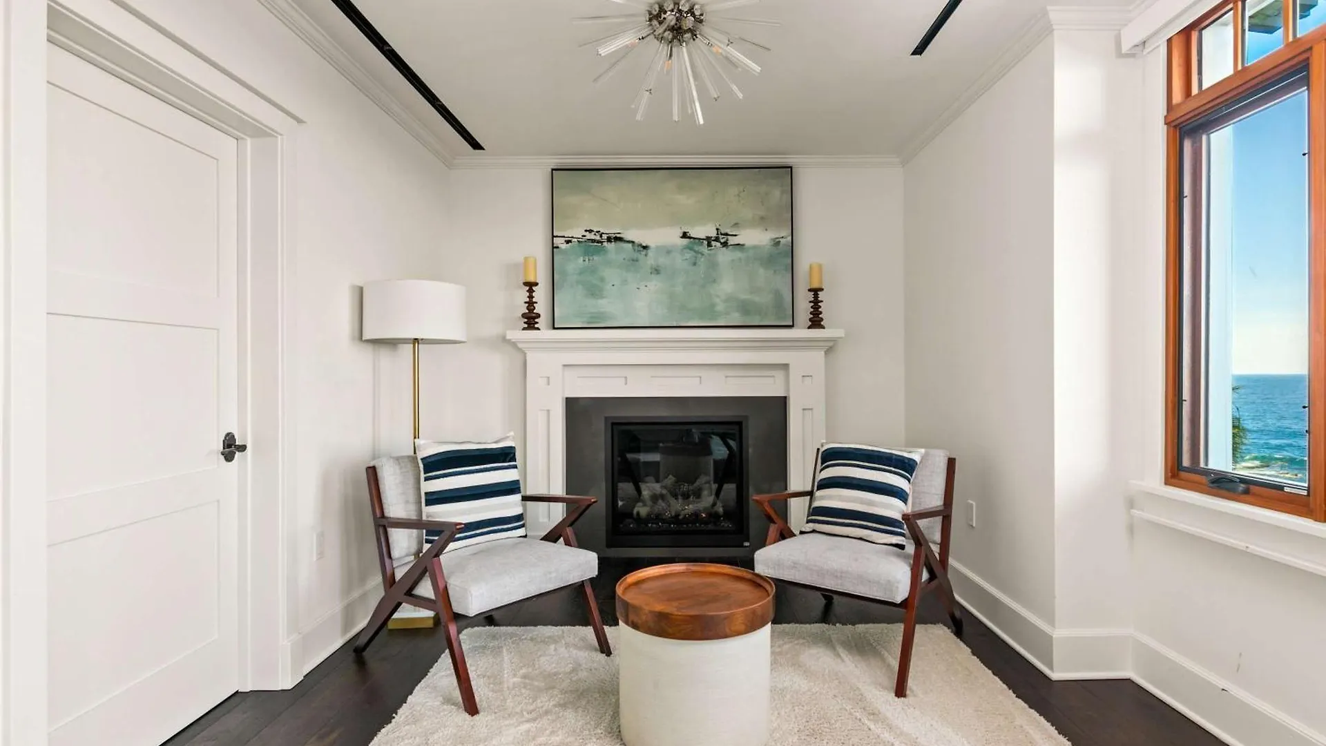 Holiday home La Jolla Cove-oceanfront 5600sf 3br+loft 5ba House Villiage Location Walk Everywhere San Diego