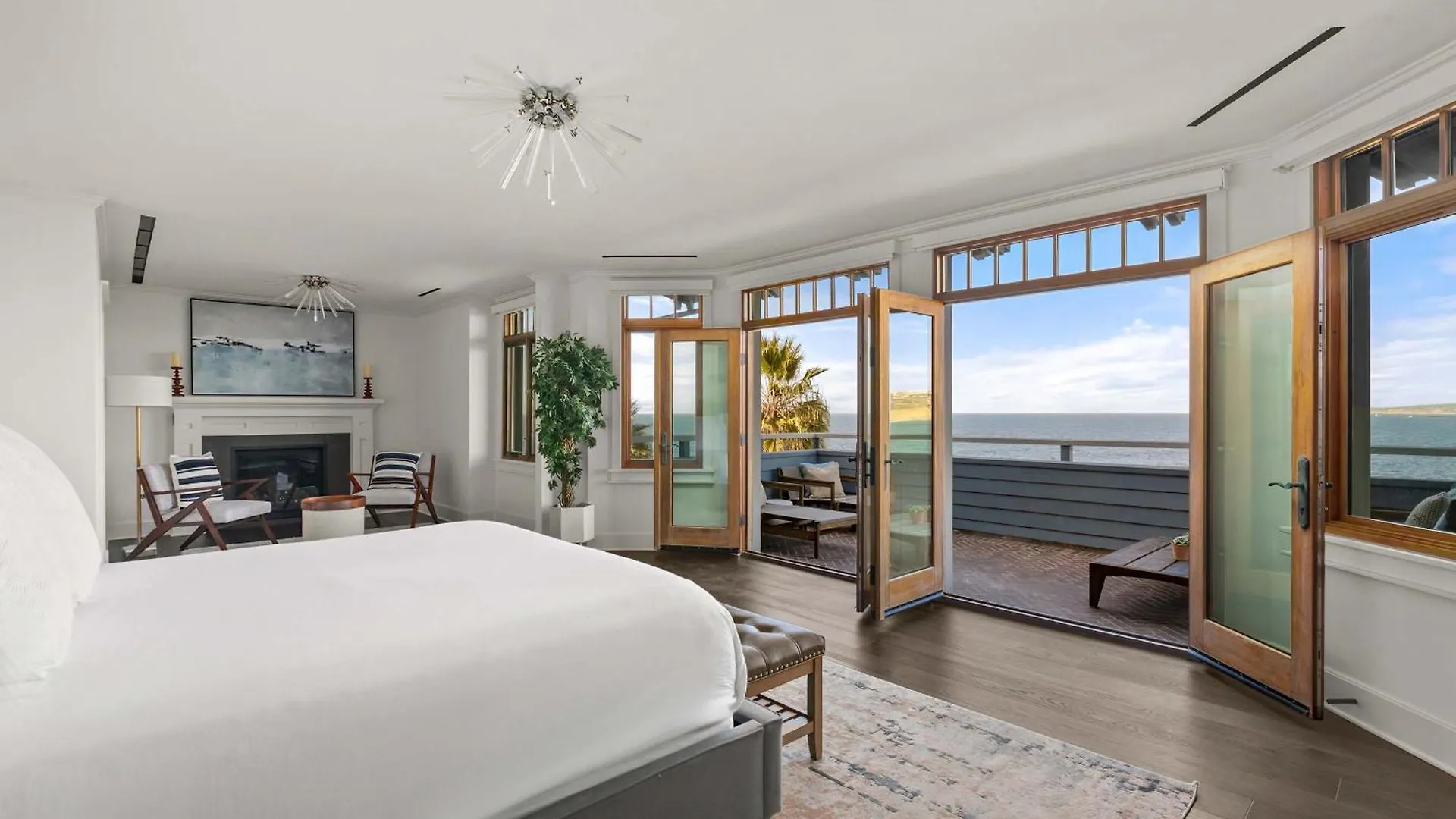 La Jolla Cove-oceanfront 5600sf 3br+loft 5ba House Villiage Location Walk Everywhere