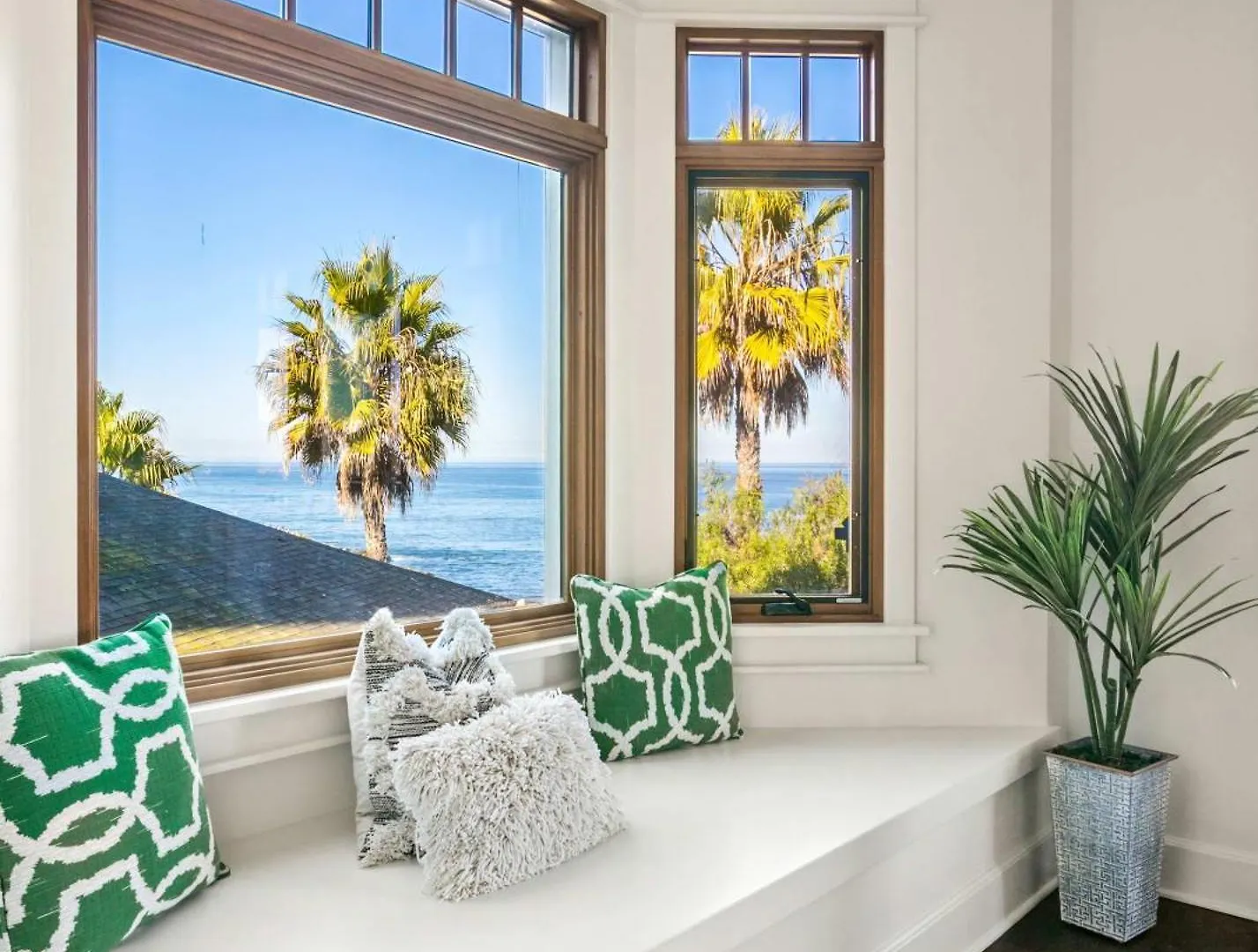 La Jolla Cove-oceanfront 5600sf 3br+loft 5ba House Villiage Location Walk Everywhere