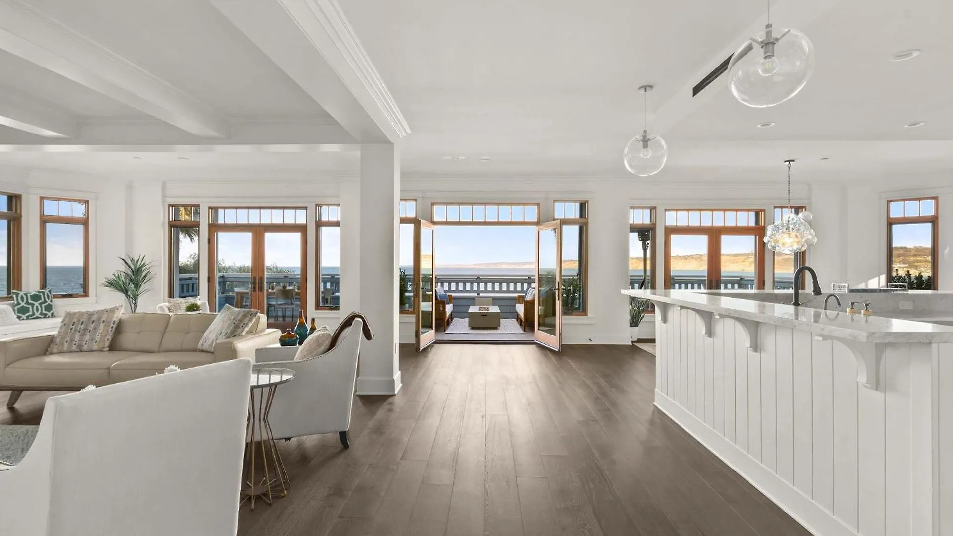 La Jolla Cove-oceanfront 5600sf 3br+loft 5ba House Villiage Location Walk Everywhere * San Diego