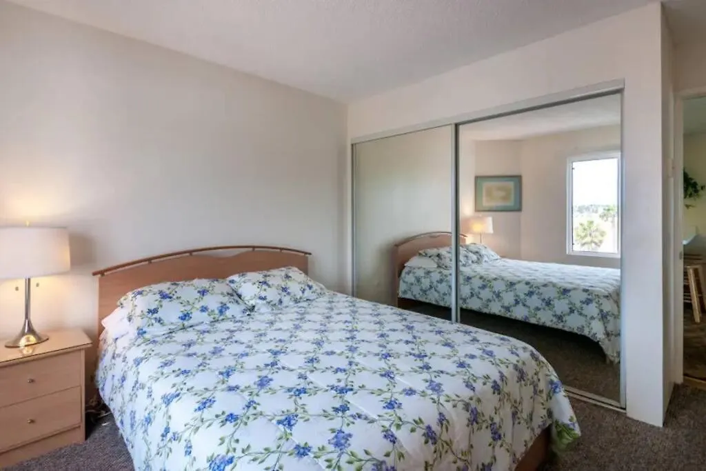 Pb Pier Retreat Apartment *