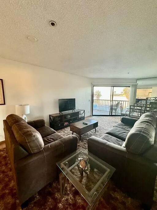 Apartment Pb Pier Retreat