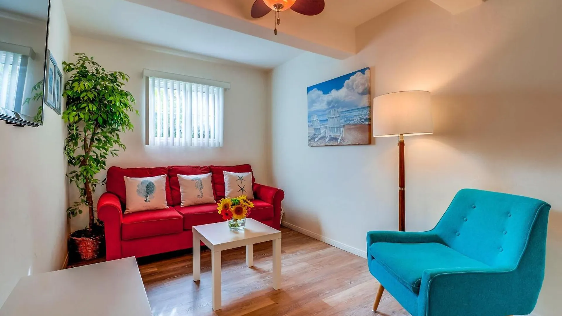 Blue Topaz Apartment San Diego