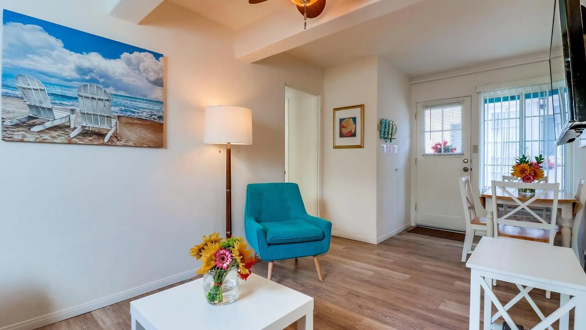 Apartment Blue Topaz San Diego