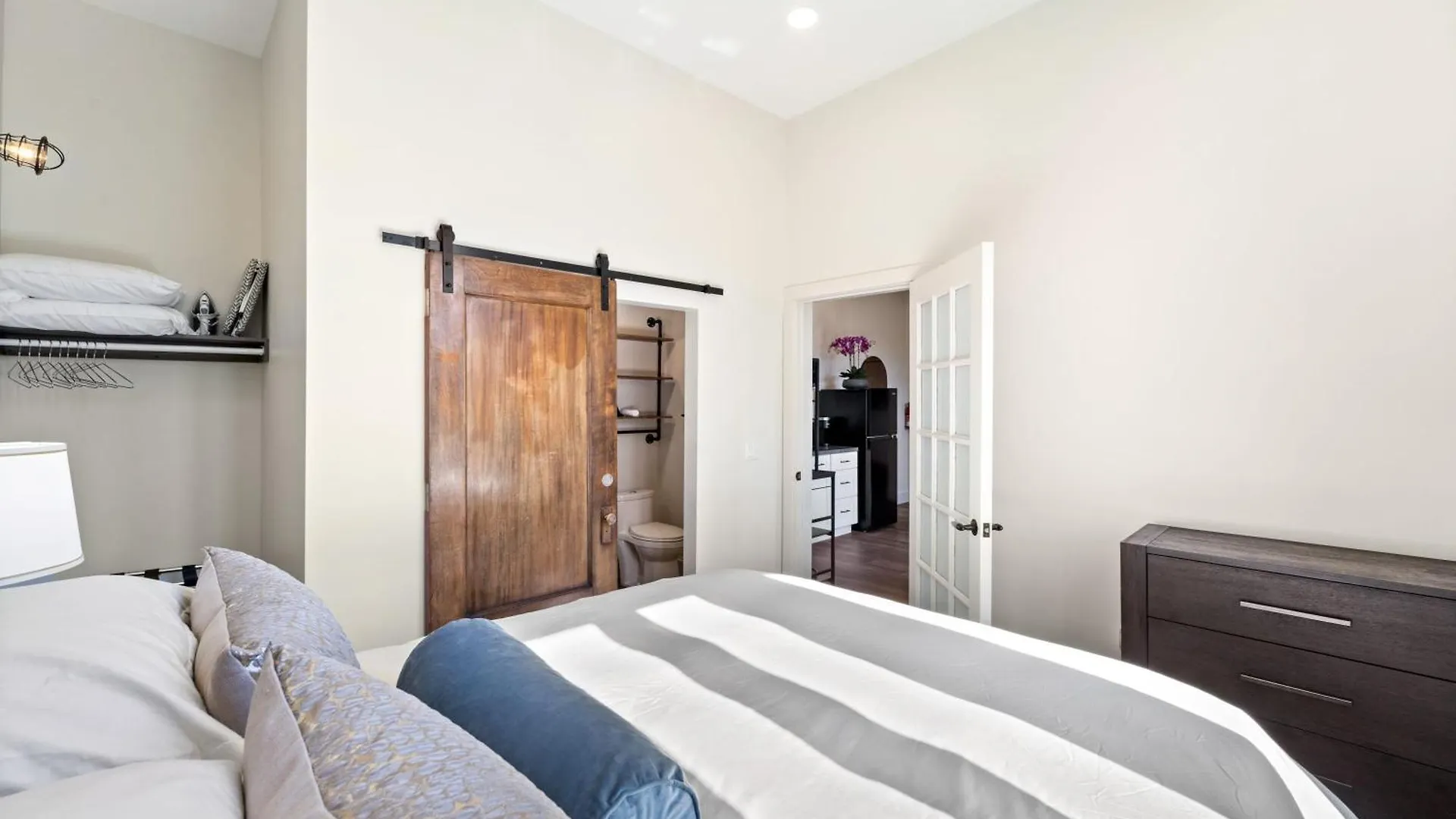 Renovated In Historic Holiday home *