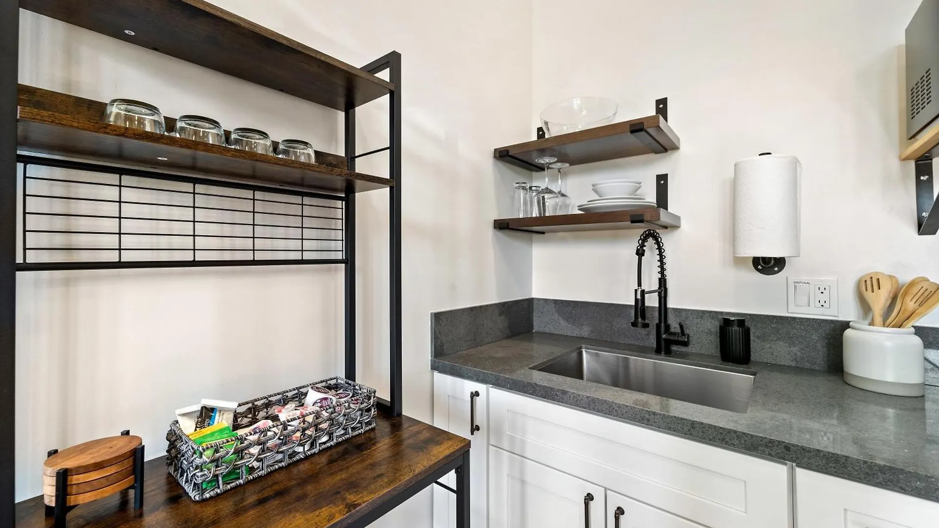 Renovated In Historic *