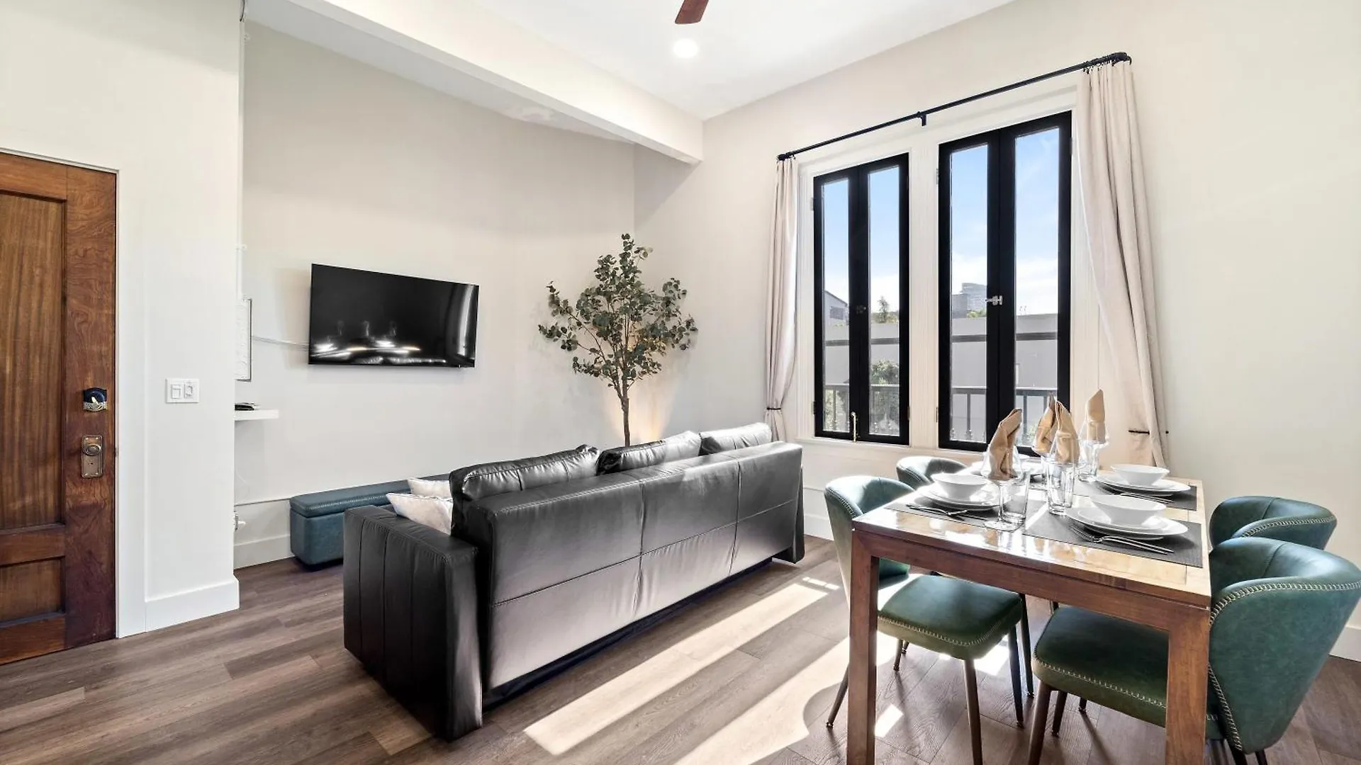 Renovated In Historic *