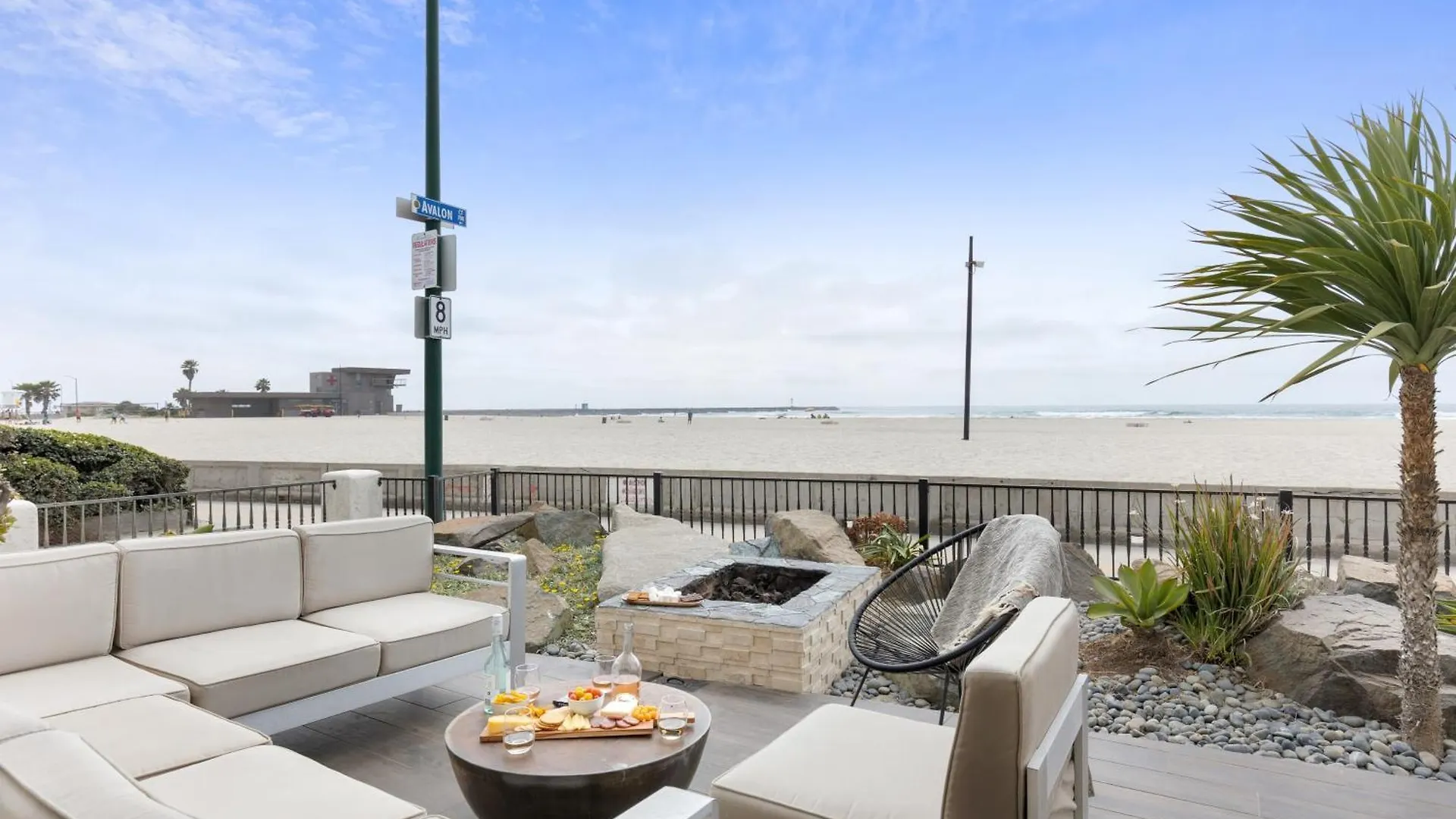 Shoreline By Avantstay Spectacular Beachfront W Fire Pit Pool Table San Diego