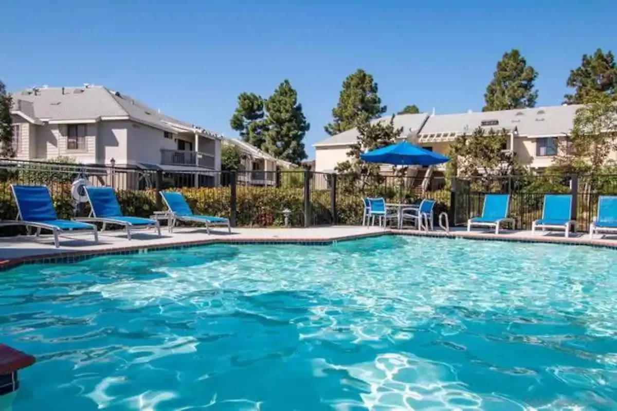 Living With Pool & Tennis Minutes To Del Mar Beaches *